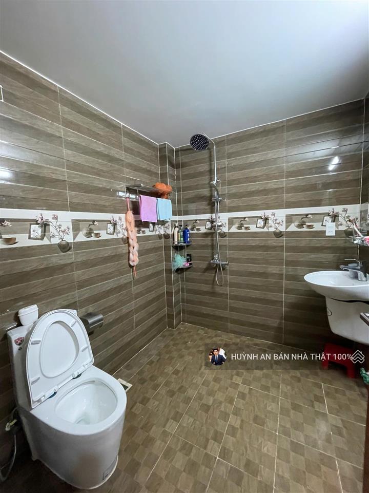 Chính chủ gửi bán nhà liền kề kđt mỹ gia nha trang giá 12 tỷ .nằm tại khu 4 ,sử dụng riêng ,btct