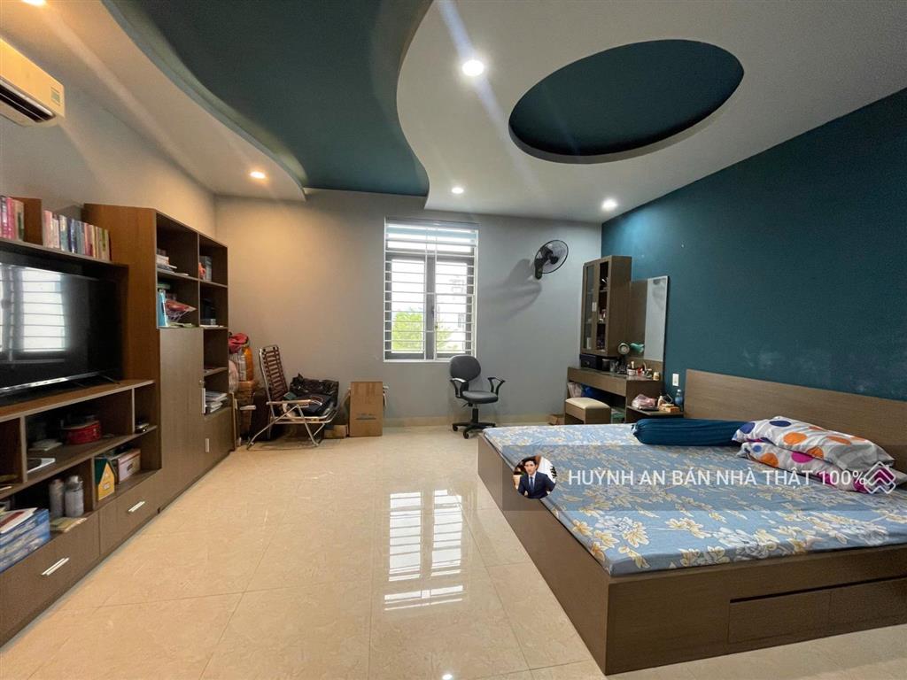 Chính chủ gửi bán nhà liền kề kđt mỹ gia nha trang giá 12 tỷ .nằm tại khu 4 ,sử dụng riêng ,btct