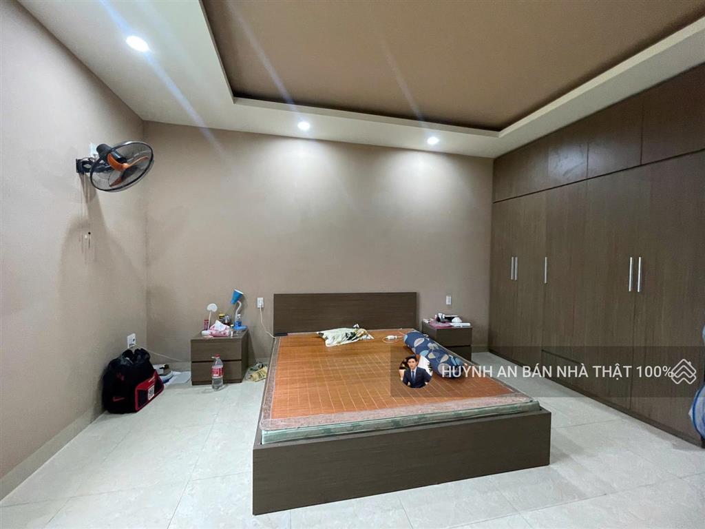 Chính chủ gửi bán nhà liền kề kđt mỹ gia nha trang giá 12 tỷ .nằm tại khu 4 ,sử dụng riêng ,btct