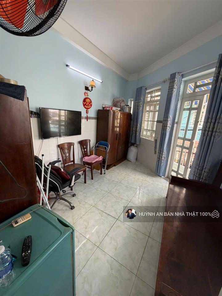 Nhà riêng 1/ trương phước phan,gần chợ bình trị đông,lô gốc ,4pn,ô tô đậu trước nhà ,tổng sàn 127m²