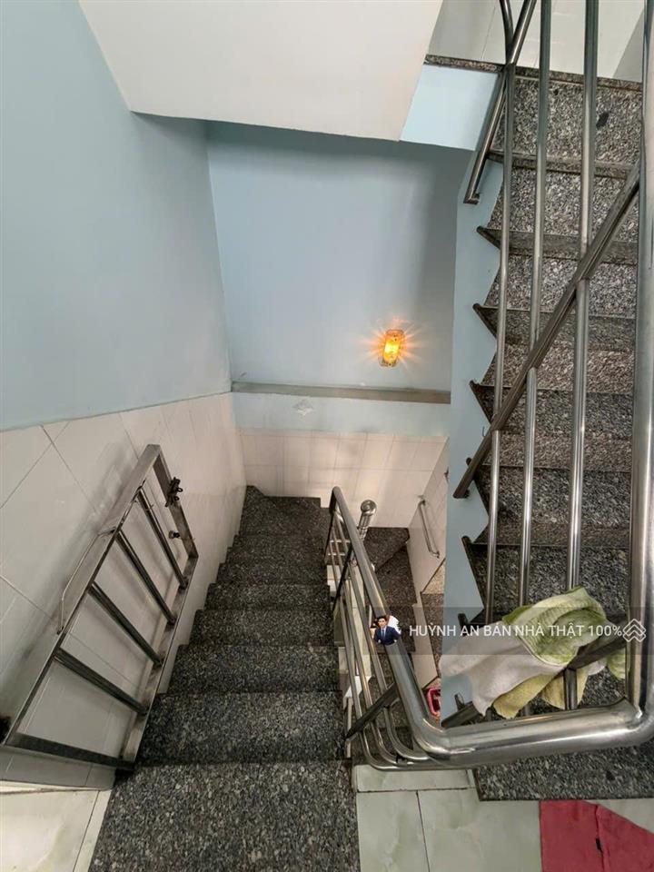 Nhà riêng 1/ trương phước phan,gần chợ bình trị đông,lô gốc ,4pn,ô tô đậu trước nhà ,tổng sàn 127m²