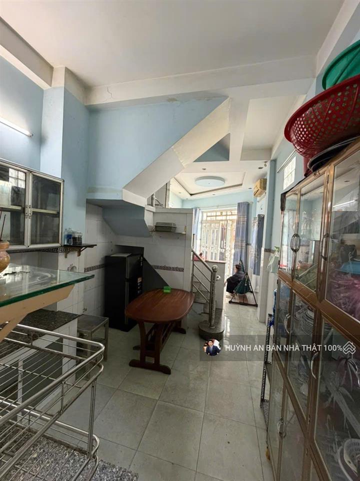 Nhà 2/ tây lân p. bình tân dtsd 250,1m nhà rộng đẹp 5pn,full không gian sinh hoạt,có full nội thất