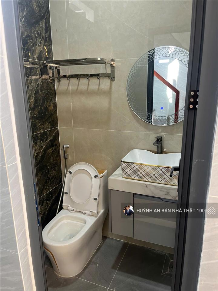 Nhà 2/ tây lân p. bình tân dtsd 250,1m nhà rộng đẹp 5pn,full không gian sinh hoạt,có full nội thất