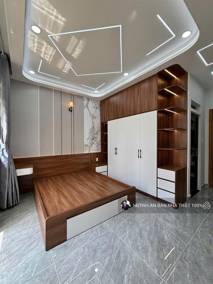 Nhà 50m2 4 tầng 5pn hẻm 7m có lề ô tô ngủ trong nhà 7.6 tỷ khu vip mã lò,bình trị đông,5p ngủ rộng