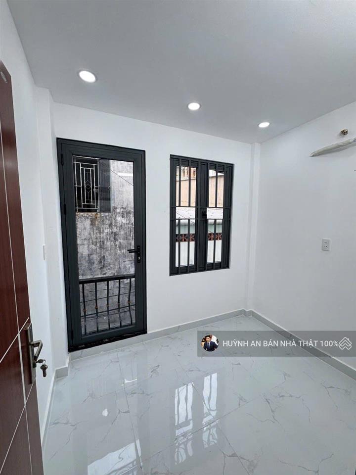 Chỉ 3.05 tỷ  sở hữu ngay nhà xây mới 100% dtsd 40m2 ngay trương phươc phan 2pn giá vip khu vực
