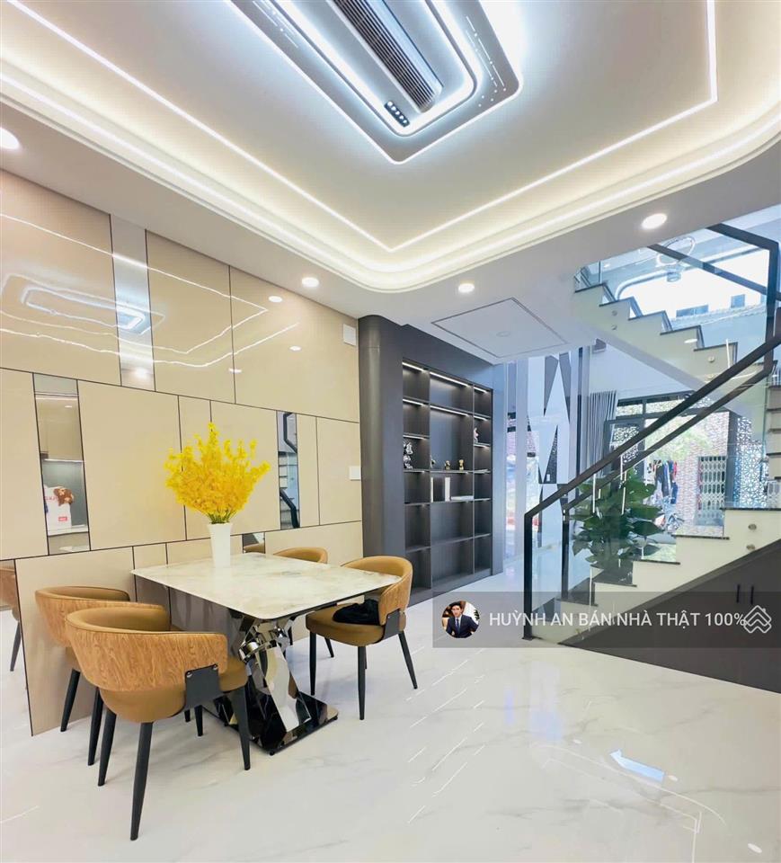 Nhà mới 5 tầng  52m2 ( 3.9 x 13.5)  4pn  đường 5m thông  không qh, không lg  chỉ 7.4 tỷ tl