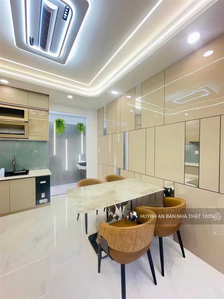 Nhà mới 5 tầng  52m2 ( 3.9 x 13.5)  4pn  đường 5m thông  không qh, không lg  chỉ 7.4 tỷ tl