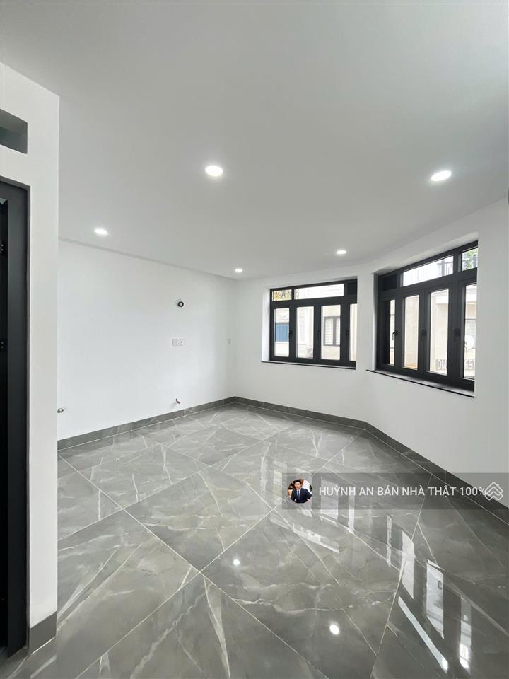 Biệt thự mini khu phân lô cao cấp hương lộ 2  dt khủng  176m2(13 x 13.5m) 5 tầng btct  giá 12 tỷ