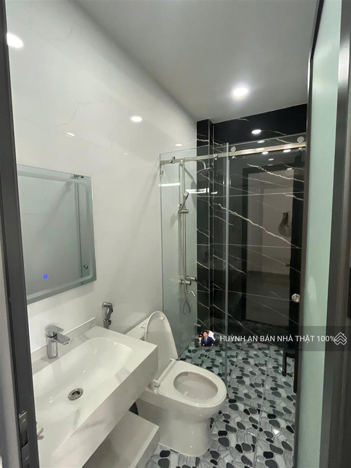 Biệt thự mini khu phân lô cao cấp hương lộ 2  dt khủng  176m2(13 x 13.5m) 5 tầng btct  giá 12 tỷ