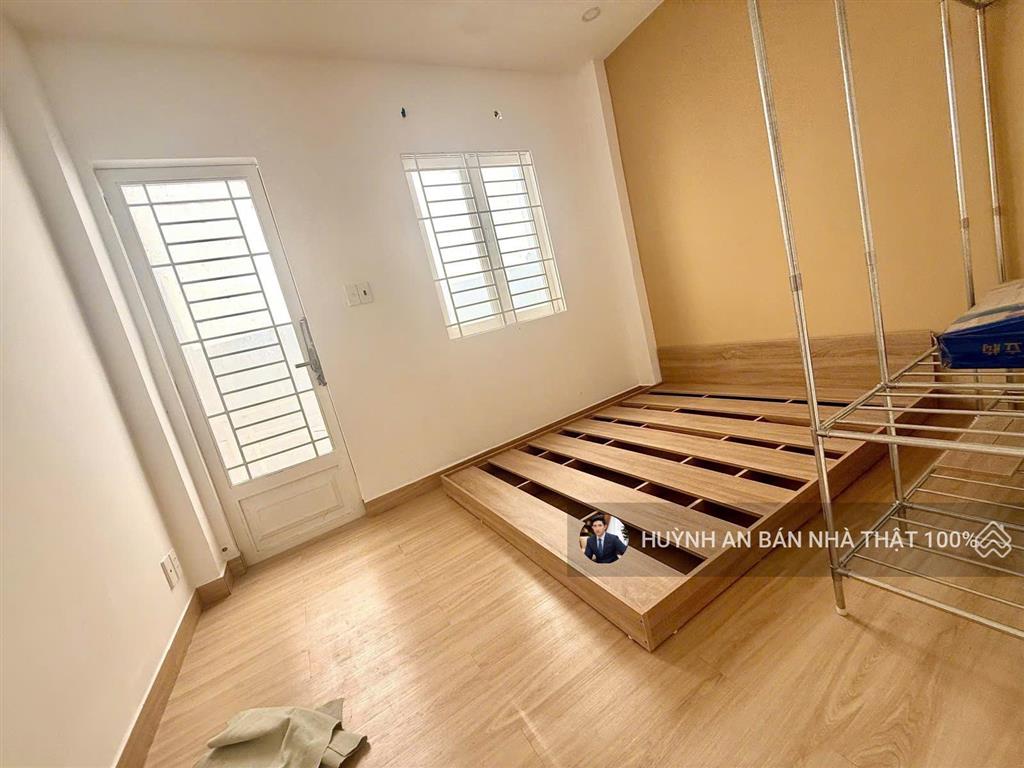 Nhà đẹp trung tâm tân bình giá cực tốt nhà mới ở ngay bùi thế mỹ,phường bảy,giá 2 tỷ 950,kế quận 3