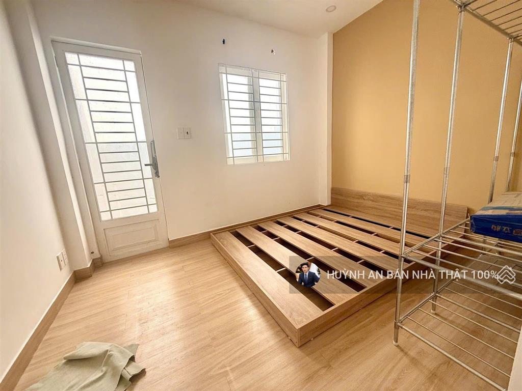 Nhà đẹp trung tâm tân bình giá cực tốt nhà mới ở ngay bùi thế mỹ,phường bảy,giá 2 tỷ 950,kế quận 3
