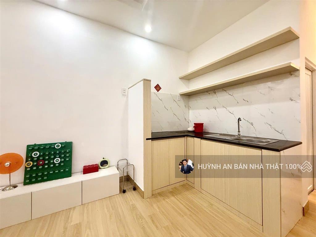 Nhà đẹp trung tâm tân bình giá cực tốt nhà mới ở ngay bùi thế mỹ,phường bảy,giá 2 tỷ 950,kế quận 3