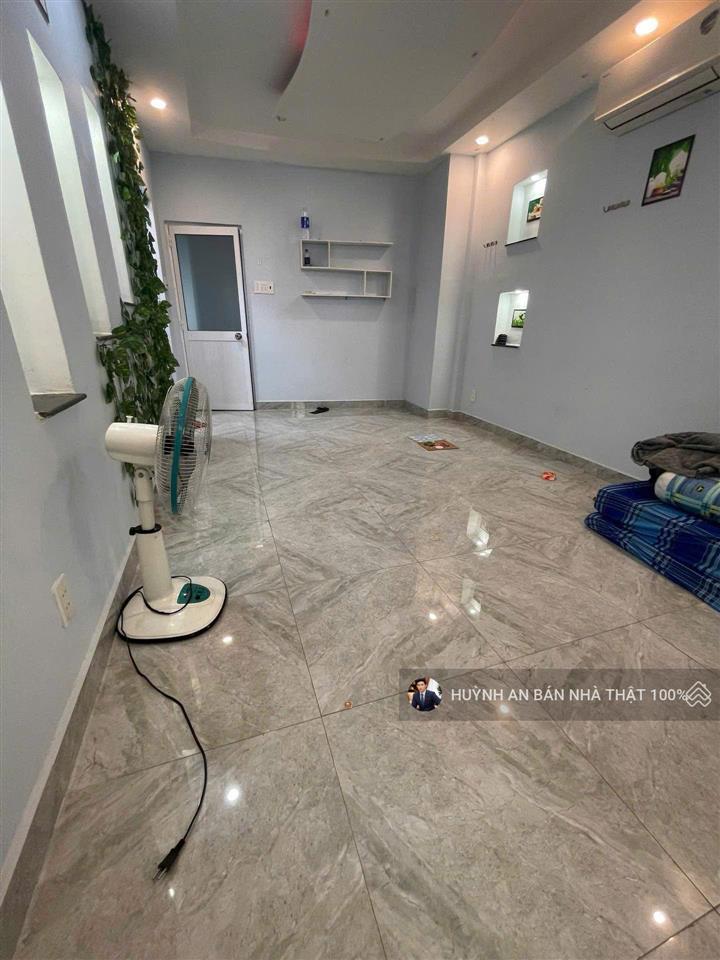 Quận 3 ngộp nh định giá 10t nay chốt giá 7 tỷhxh nguyễn thiện thuật 40m22tầng btct 2pnnở hậu