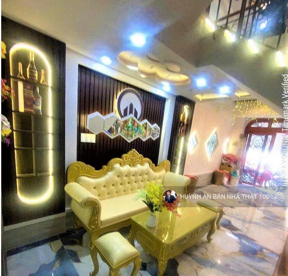 Hxh thông 20m ra nguyễn văn lượng gò vấp  4pn  dtcn 42,2 m2  5 tầng dtxd 164,4m2  p lý chuẩn