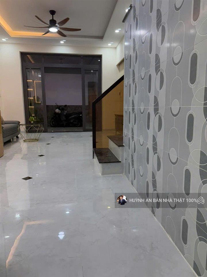Nhà 1/ cách 1 căn ra đường trương phước phan.ngây cc hoàng kim thế gia 3pn dtsd 89,1m2 ply chuẩn