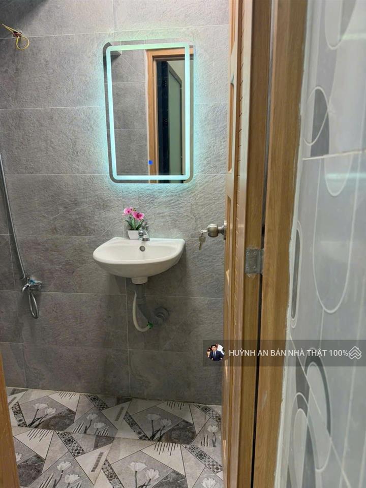 Nhà 1/ cách 1 căn ra đường trương phước phan.ngây cc hoàng kim thế gia 3pn dtsd 89,1m2 ply chuẩn