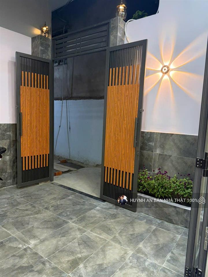 Nhà 1/ cách 1 căn ra đường trương phước phan.ngây cc hoàng kim thế gia 3pn dtsd 89,1m2 ply chuẩn