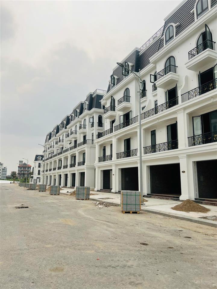 Hot nhất hoàng huy green river  shop 2 mặt tiền view công viên chỉ 8,1 tỷ