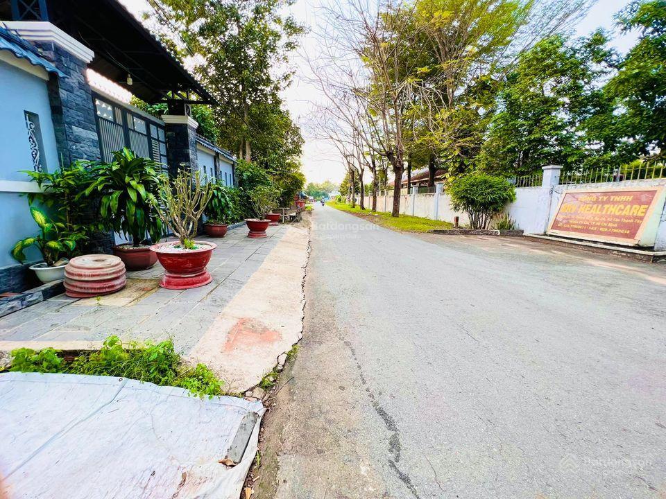 Đất mặt tiền đường nhựa rộng 6m tại đường tân hiệp 4, hóc môn, cách chợ hóc môn chỉ 2km. 850 triệu