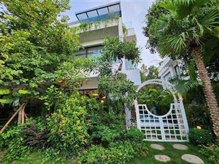 Chính chủ cần bán biệt thự 2 mặt tiền thoáng trước sau, full nội thất hiện đại