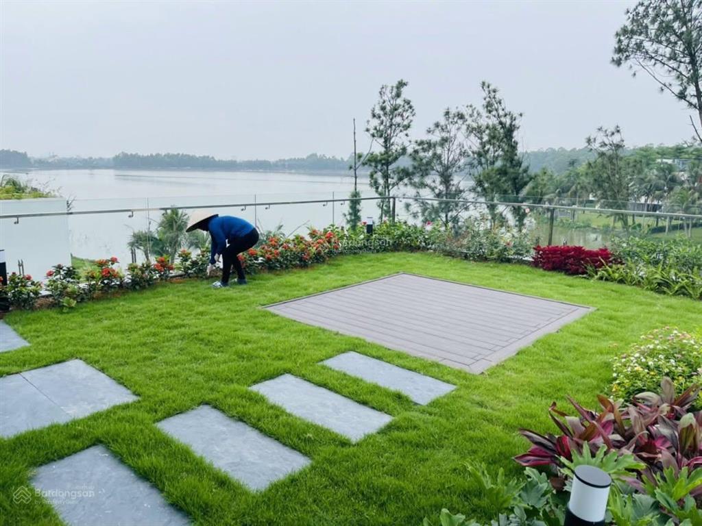 Cần bán biệt thự 620m² view trực diện hồ (giá bán nhanh 23 tỷ)