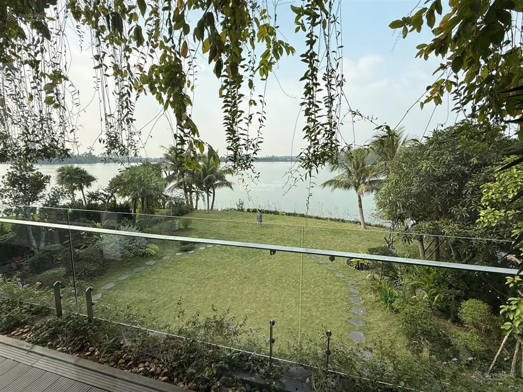 Cần bán biệt thự 620m² view trực diện hồ (giá bán nhanh 23 tỷ)