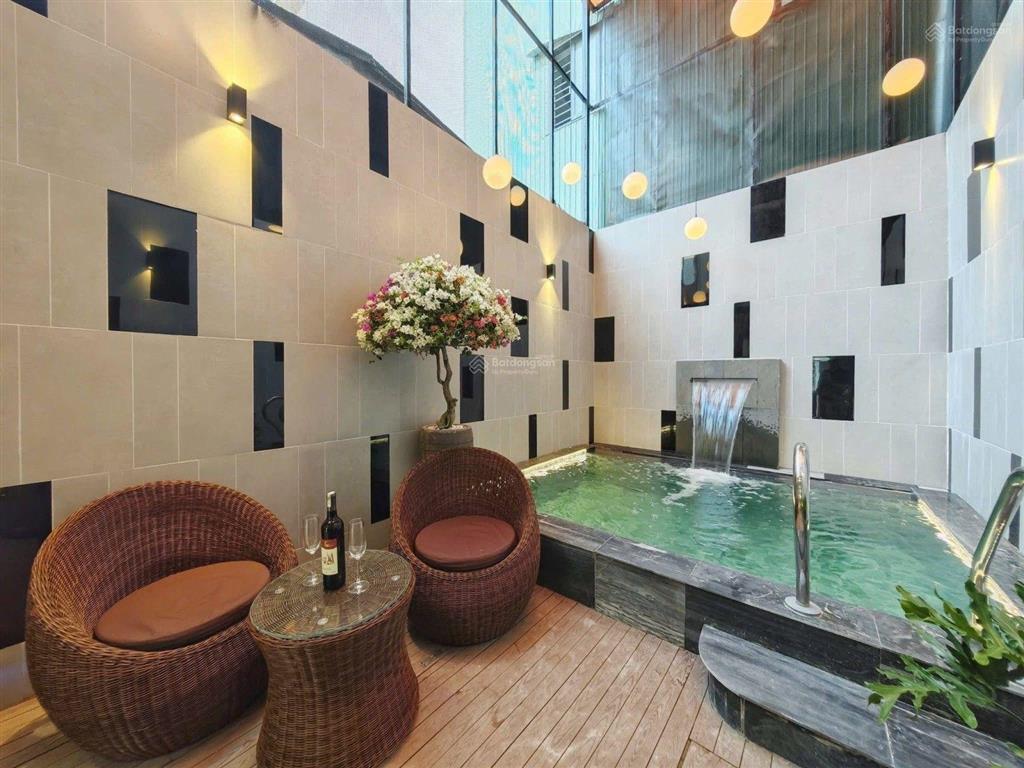 Villa mini nguyễn hoàng, thông lê đình lý,ra sân bay chỉ 5p. giá chỉ 8,35 tỷ. dt 80,8m2