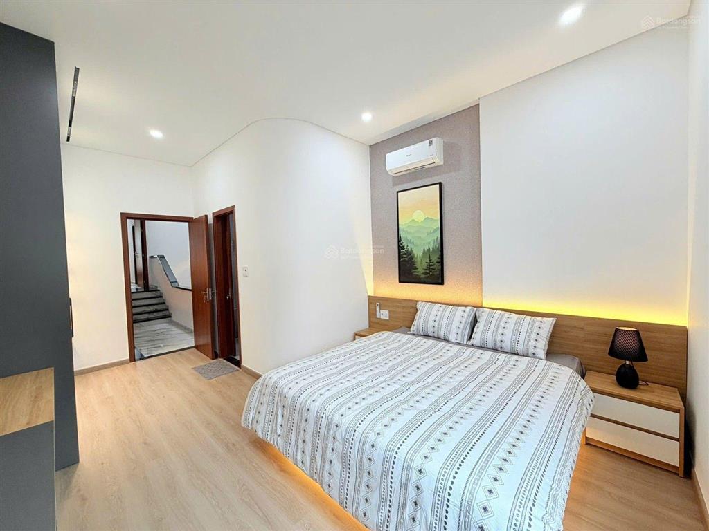 Nhà mới 3 tầng, mặt tiền phạm đình hổ, 9,2 tỷ, 80m2,tại đà nẵng
