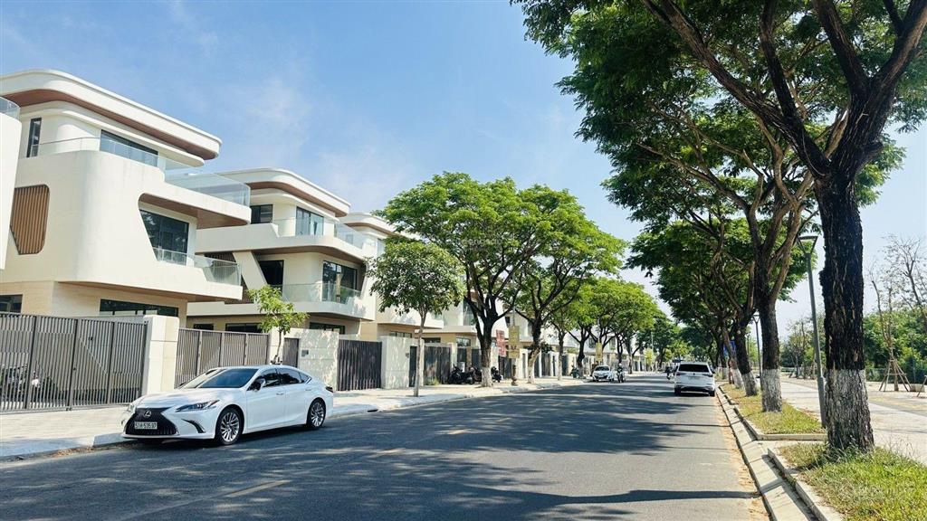 Nhà ngay trung tâm hải châu  giá mềm 5.9 tỷ, đường hóa sơn 6, 2 tầng, q.hải châu, đà nẵng