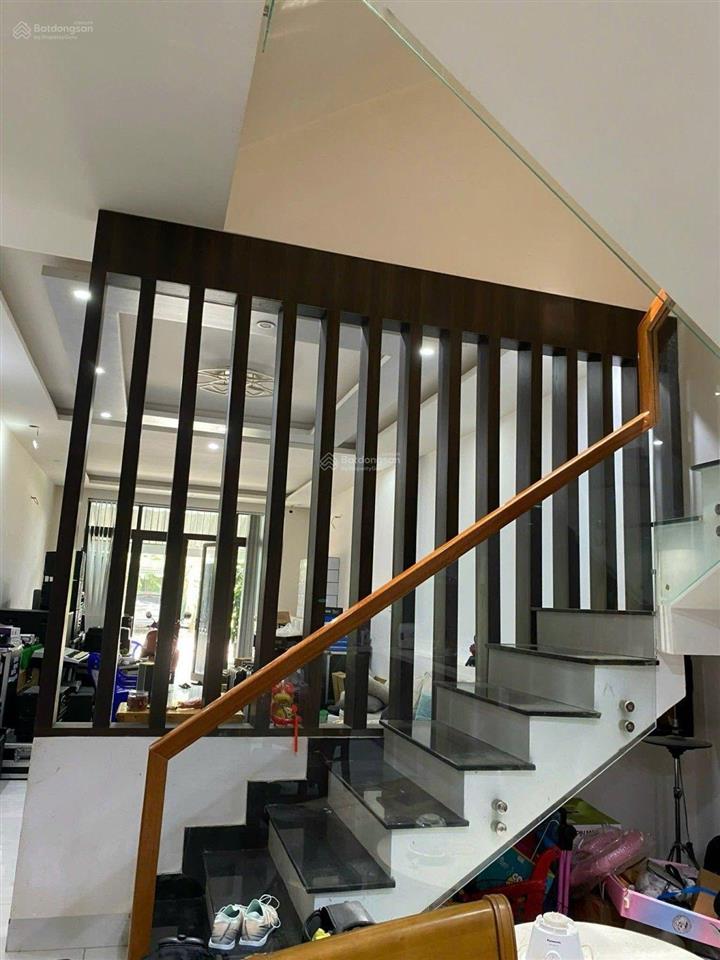 Nhà đẹp 3 tầng full nội thất cao cấp  thanh lương 16  hòa xuân  cẩm lệ  đà nẵng. giá chỉ 8.9 tỷ