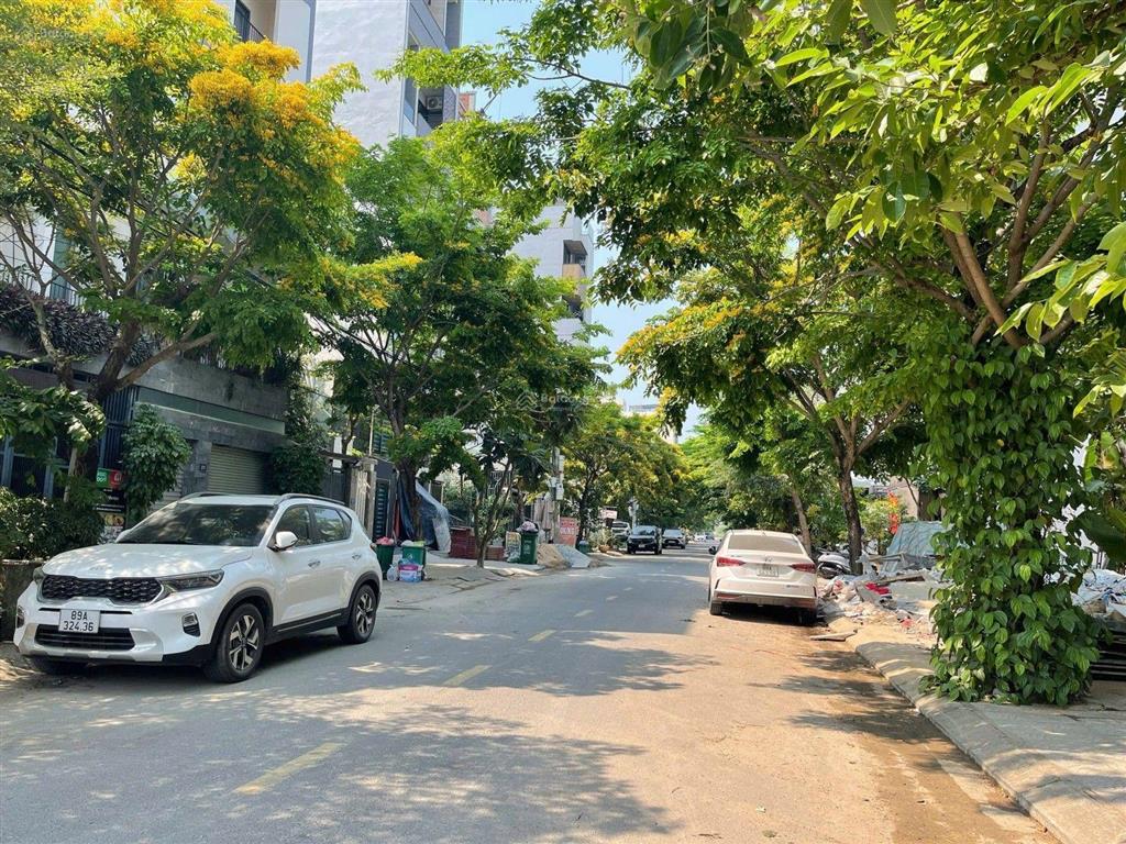 Lô đất đẹp khu vip hòa xuân  mặt tiền cồn dầu 24  kinh doanh tốt  7,9 tỷ  hàng hiếm