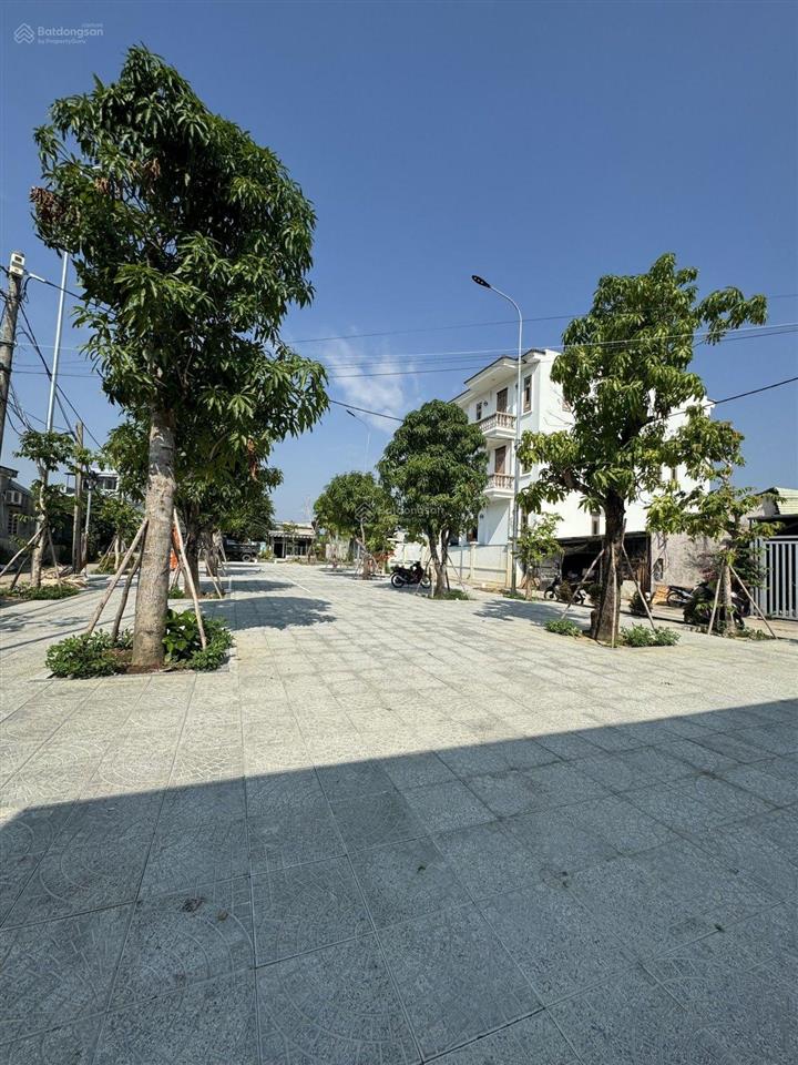 Siêu hót vị trí vàng chỉ 10m ra chính hữu  104m2 vuông đẹp  kiệt 2 ô tô tránh  view công viên