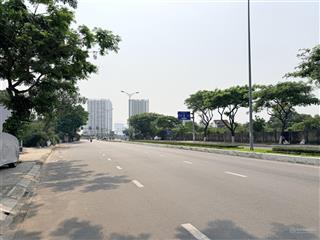 Mặt phố võ chí công  đường 33m  vị trí cực đẹp  gần fpt  kinh doanh đỉnh  100m  chỉ 9,1 tỷ