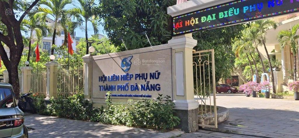 Bán đất mặt phố pasteur tặng mặt bằng kd  266m, ngang 9m  dòng tiền 140tr/th  hải châu
