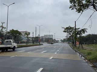 Vị trí siêu vip  lô đôi minh mạng 200m  đường 33m  cách biển chỉ ~200m  ngang 10m  28,5 tỷ