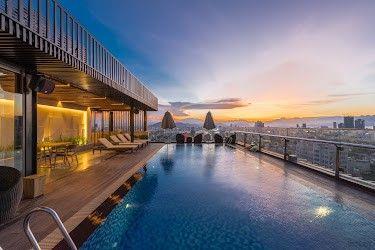 Siêu phẩm khách sạn 4 sao mặt tiền võ văn kiệt  23 tầng  96 phòng  view biển  bể bơi vô cực