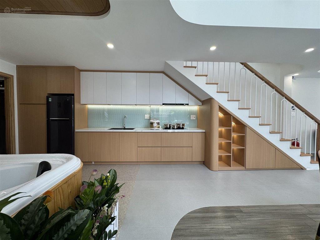 8,9 tỷ  sở hữu villa mini lô góc sát biển mỹ khê  biển mỹ khê gần kề  ô tô đậu đỗ  sơn trà