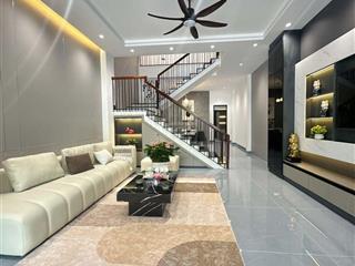 Bán np đẹp ở thanh lương 10, 8,9 tỷ, 100m2, 3pn, 4wc, mặt tiền rộng 5m