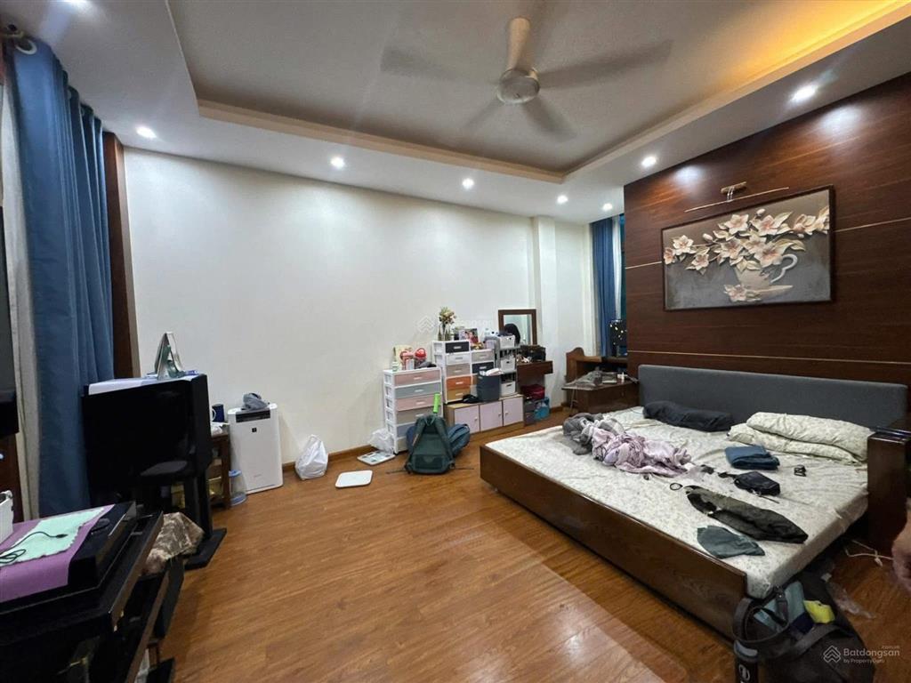 Nhà đẹp phố tây sơn  44m2 x 6 tầng thang máy  10m ra phố  dân xây 10đ vị trí sđcc giá 14.5 tỷ