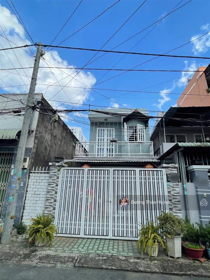 Nhà mặt tiền đường 13 dt 106m2(5.2*20m)  1 căn duy nhất chỉ 8 tỷ nhỉnh  đường nhựa 10m ngat areco