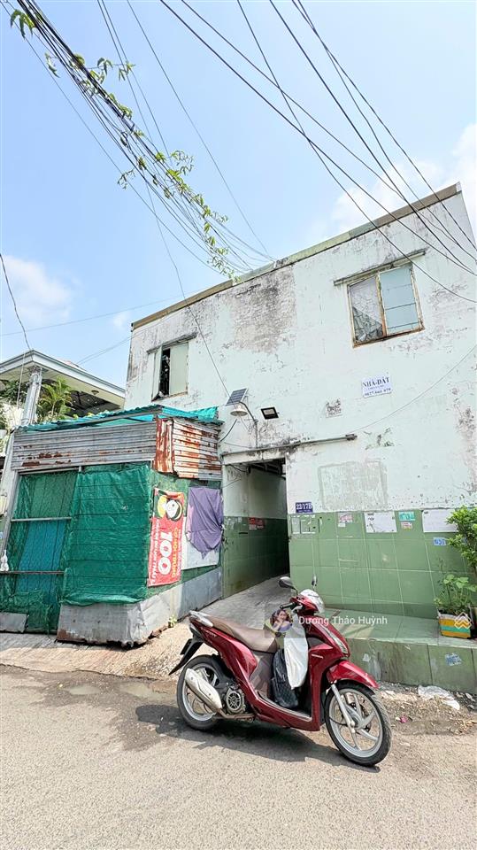 Bán chdv hoàng diệu2  209m2(9x20) thu nhập 50 triệu/tháng 2 tầng có 14 phòng đường 8m thông