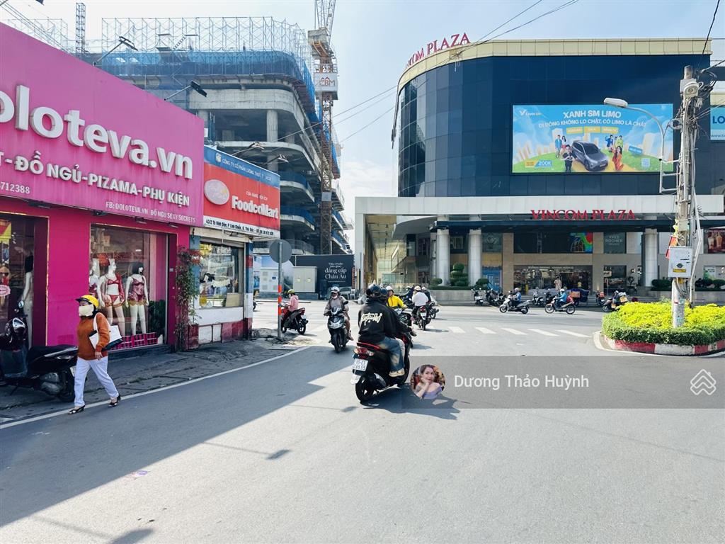 Giảm gấp 1,2 tỷ  nhà 2 mặt tiền ngay vincom võ văn ngân 162m2 ngang 5.4m  cấp phép 5 tầng khu vip