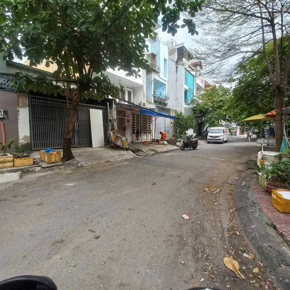 Bán nhà cấp 4 ngang 5m ngay đại học văn lang đặng thùy trâm p.13 bình thạnh, 5x20m vuông vức