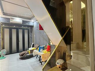 Nhà riêng thoải mái, không ở chung với chủ