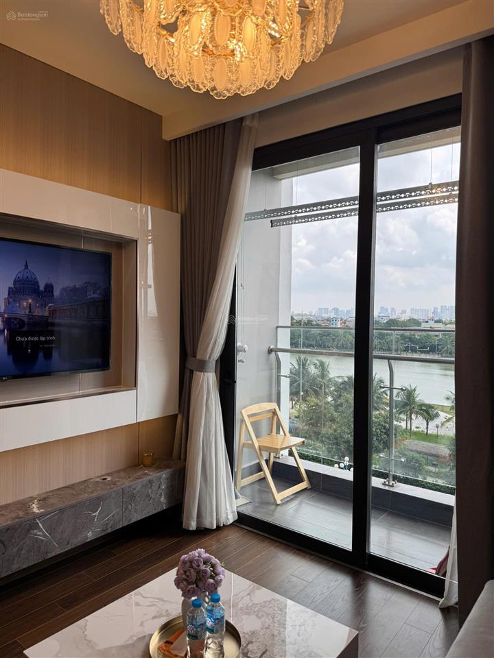 Chính chủ bán 1pn+ masteri a 48m2, tầng 10, đb, view hồ 3,8 tỷ