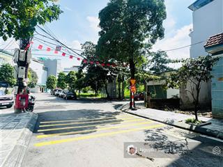 Siêu đẹp đất phân lô giáo viên ngọc thuỵ 80m2 đường 13m cạnh công viên