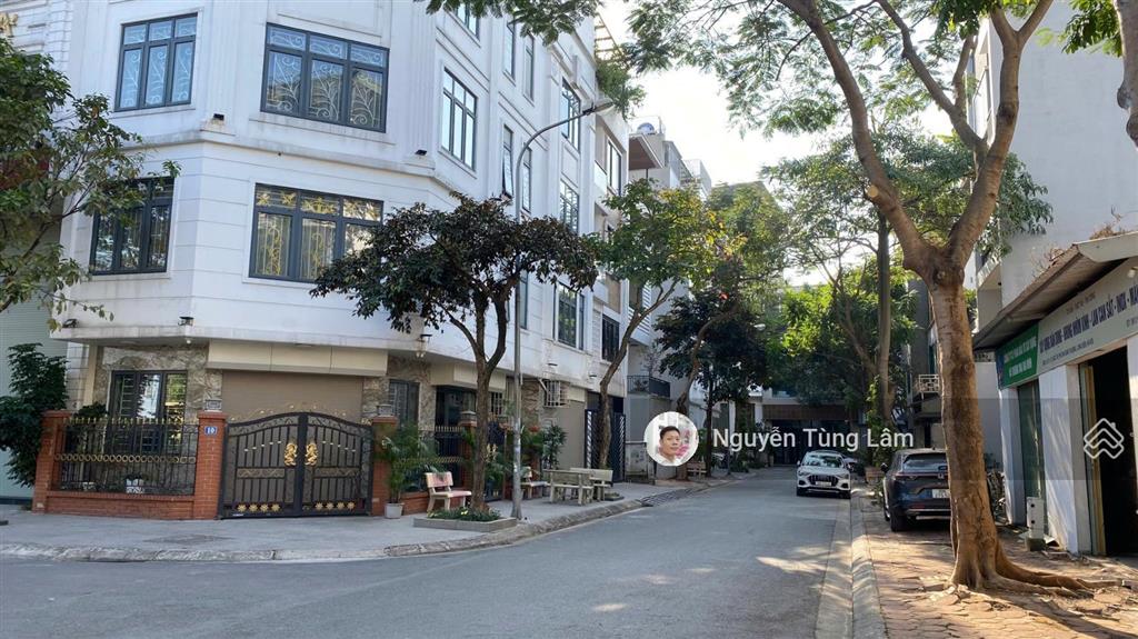 Hiếm đất đấu giá việt hưng 85m² mt 5m gần hồ  sát phố ô tô tránh vỉa hè