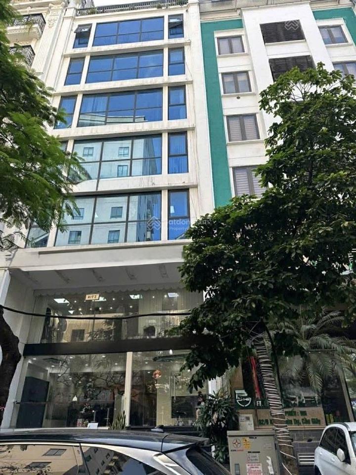 Toà nhà dòng tiền nguyễn khánh toàn 166m2 10 tầng  dòng tiền 3 tỷ/năm. ô tô tránh  đầu tư tốt