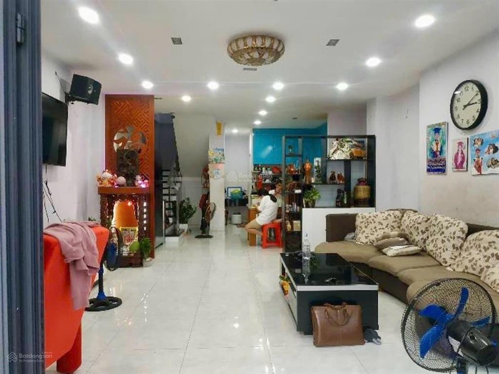 Siêu phẩm dương quảng hàm p5, gò vấp, 60m2 chỉ 6 tỷ 5.
vị trí 10m ra hẻm xe hơi, xe tải.