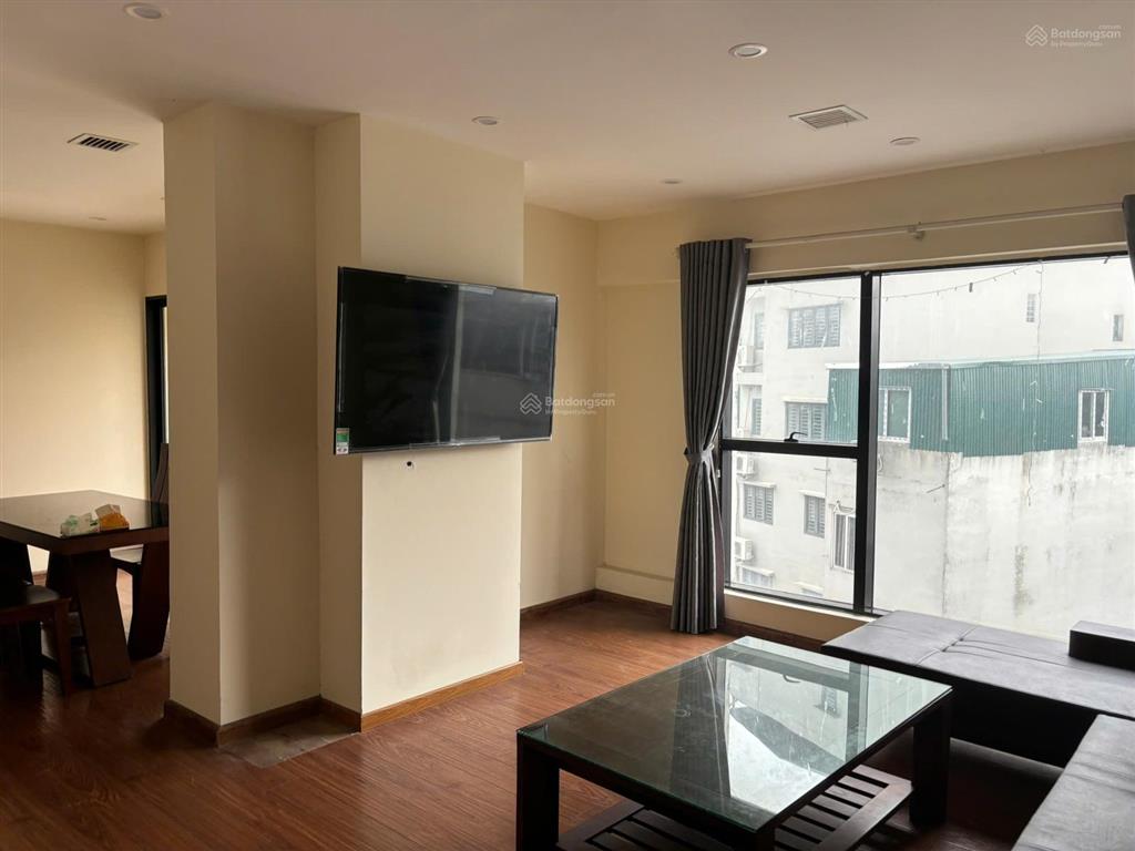 Chính chủ bán chung cư tầng 5 2pn 2wc 111m2  full nội thất  số 1 phạm huy thông ba đình  70tr/m2